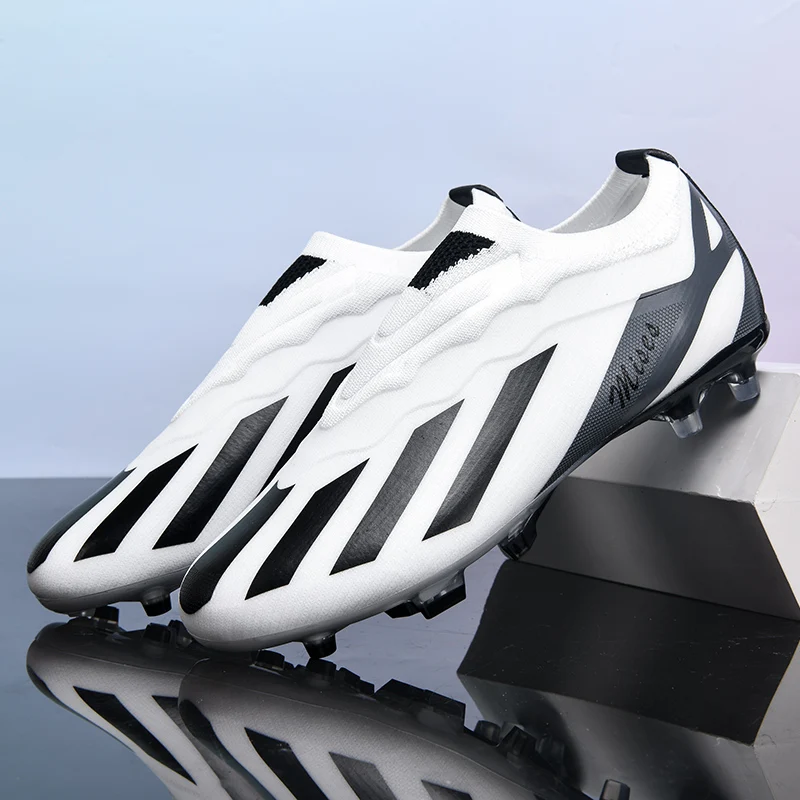 New Men Outdoor Football Boots - огляд і ціна Outdoor Sport Court